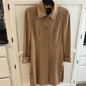 Insight New York Beige Coat Size 6